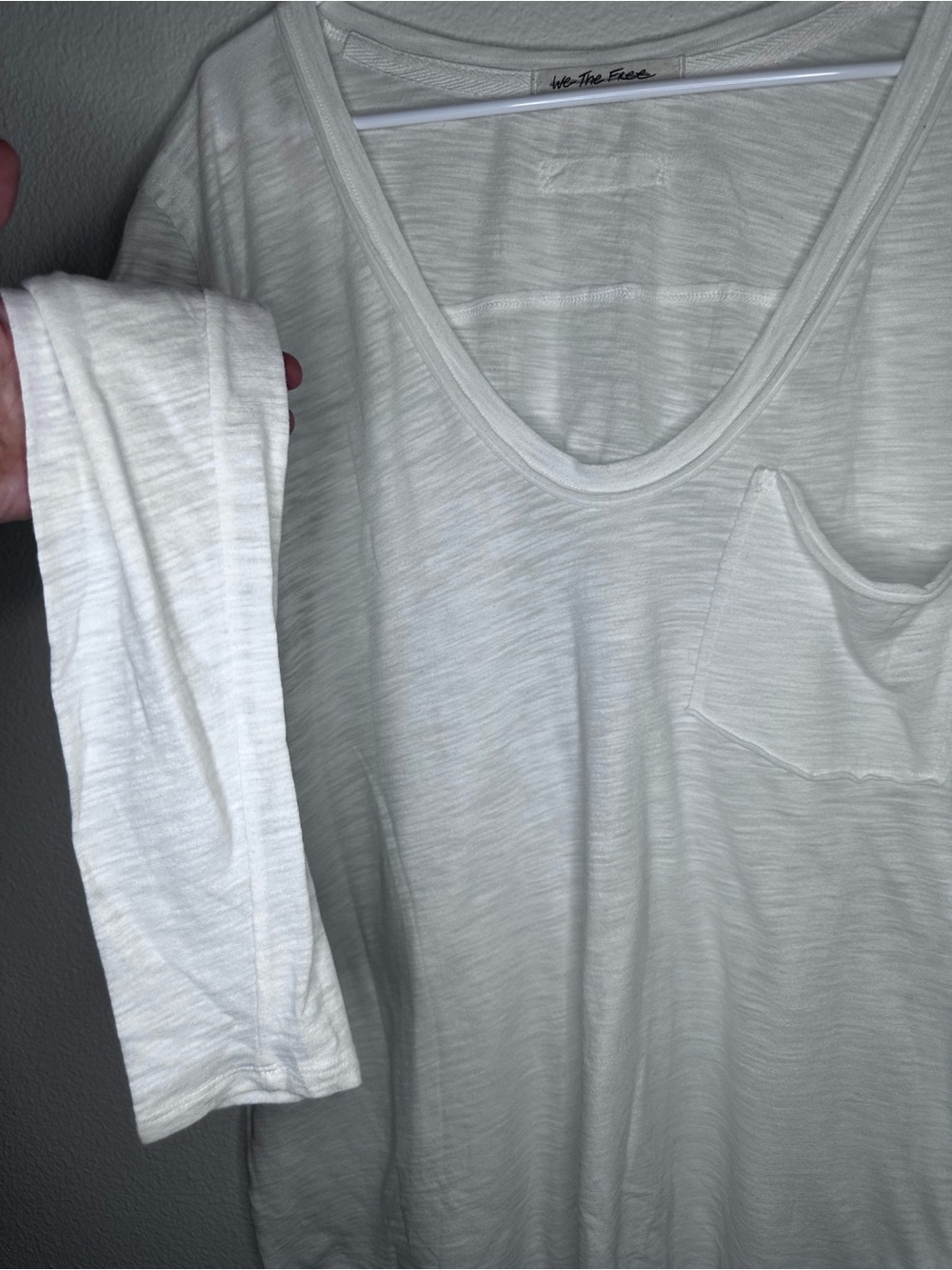 We The Free- Oversized White Scoop-Neck Long Sleeve Pocket Tee- Large - Picture 5 of 8